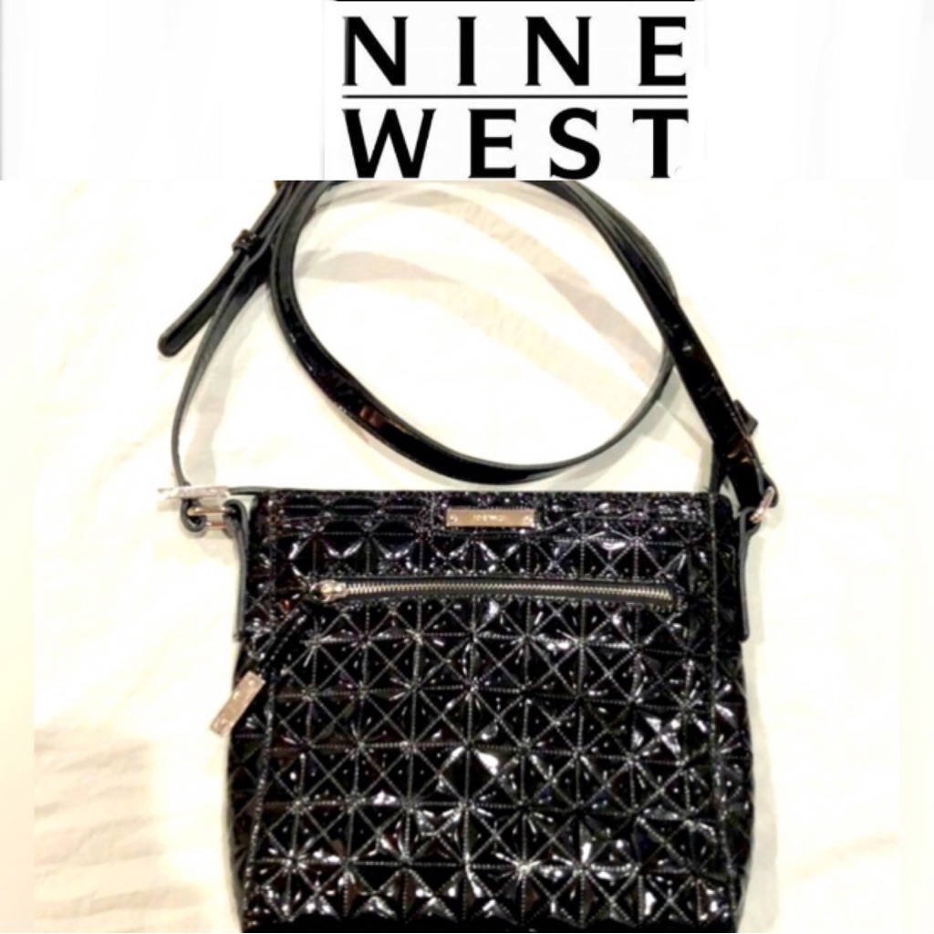 Nine West Black Diamond Quilted Crossbody Purse Size 9x10 Preowned